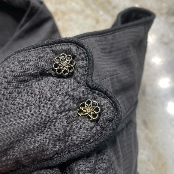 Anthropology Floreat Embodied Yellow Flowers size 2 - Picture 7 of 9